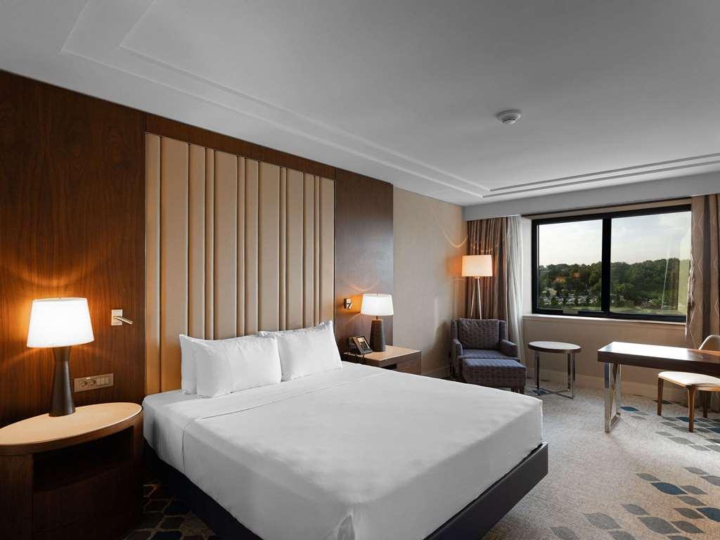 Moevenpick Hotel Tashkent Room photo